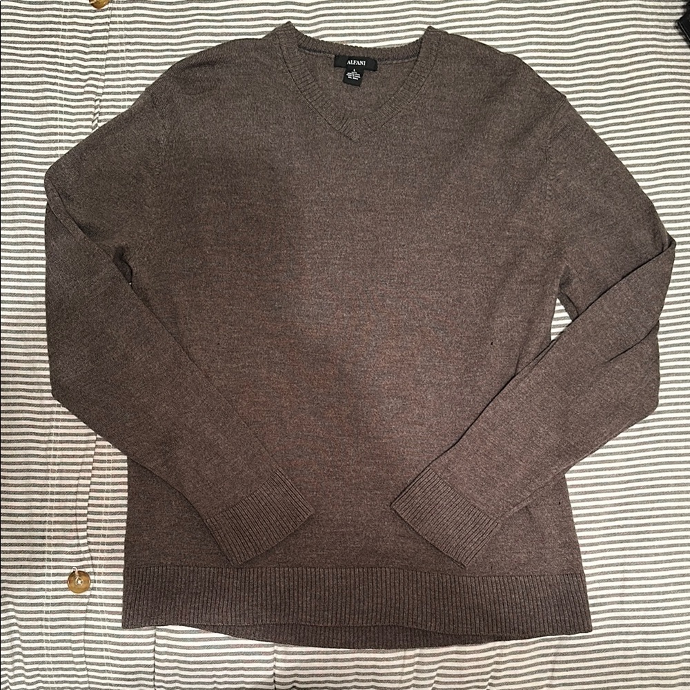 Alfani Brown V-Neck Sweater Classic Knit